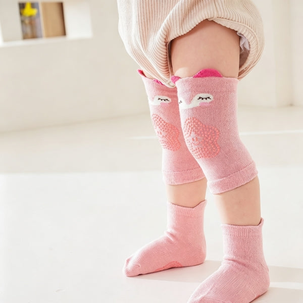 Baby Crawling Knee Pads & Non-Slip Socks Set| 0–3 Years