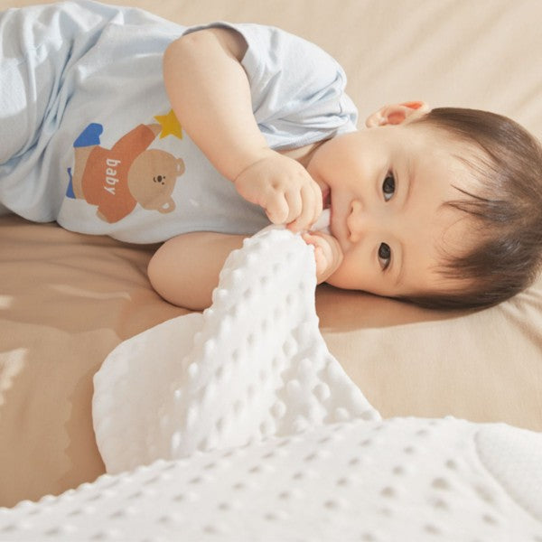White Goose Soothing Baby Tummy Gassy Pillow V2-161